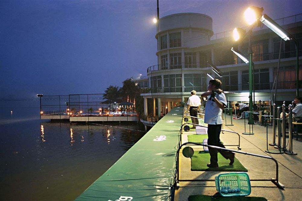 The Hanoi Club Hotel & Residences Екстериор снимка